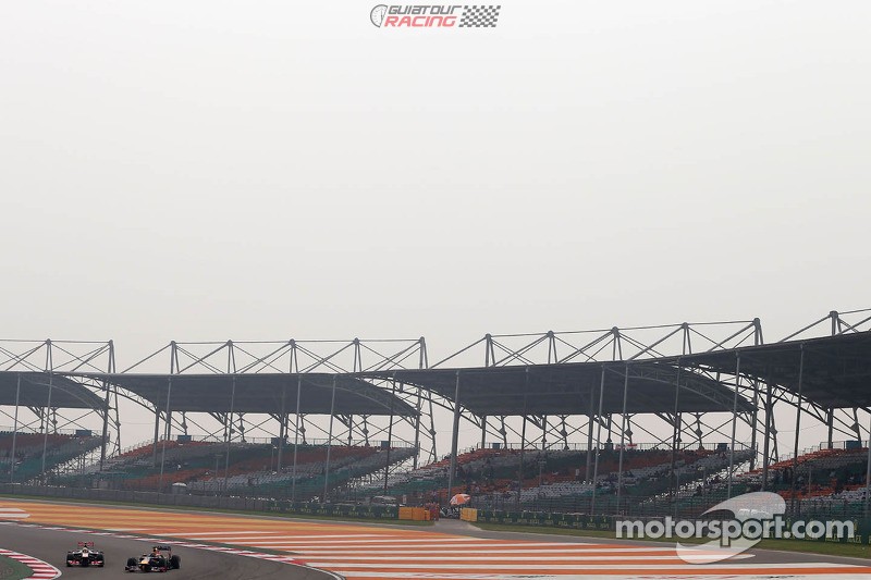 Motor Racing - Formula One World Championship - Indian Grand Prix - Qualifying Day - New Delhi, India